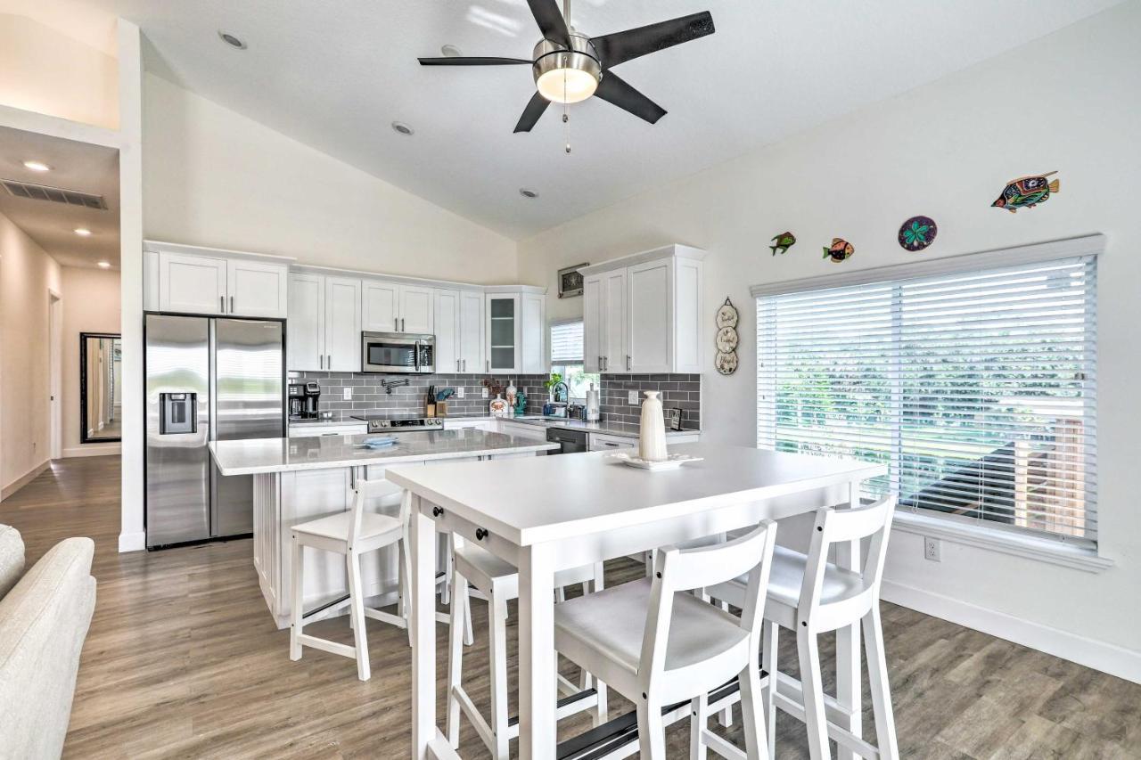 Tampa House With Patio, Near Downtown And Beaches! Kültér fotó