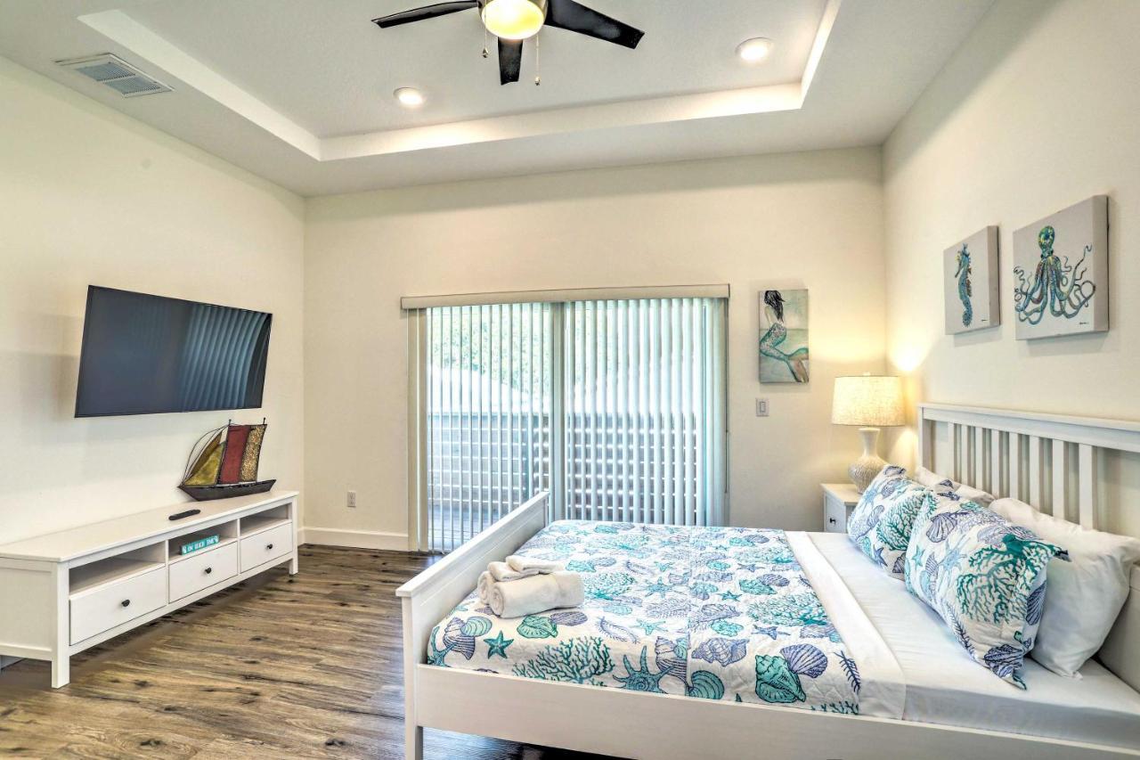 Tampa House With Patio, Near Downtown And Beaches! Kültér fotó